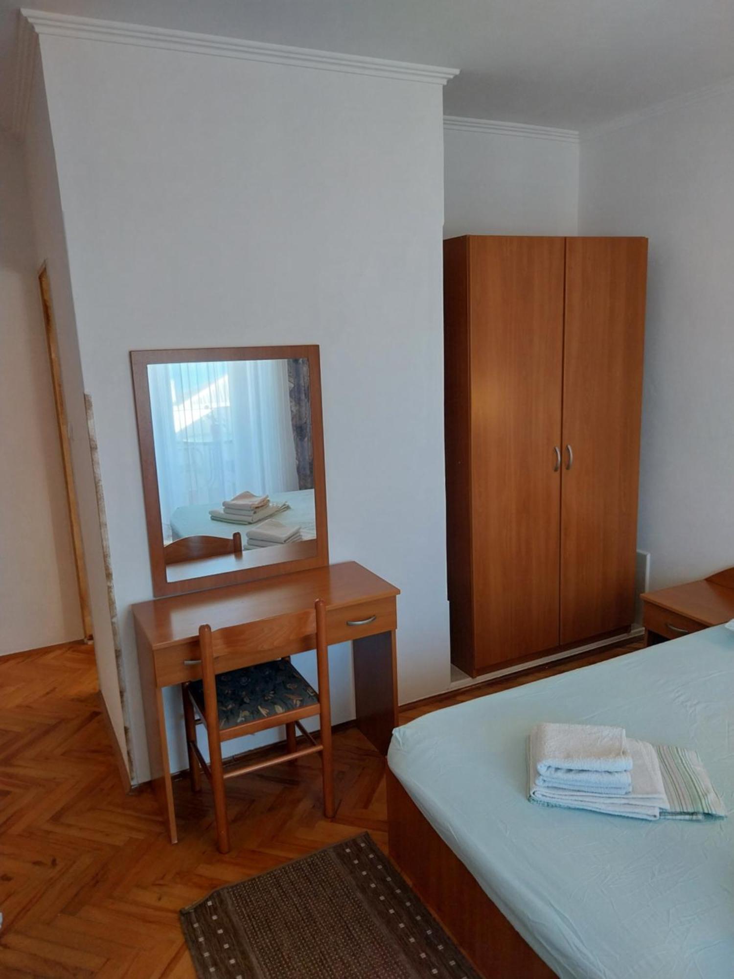 Ljubica Apartments And Rooms Супетарска Драга Екстериор снимка