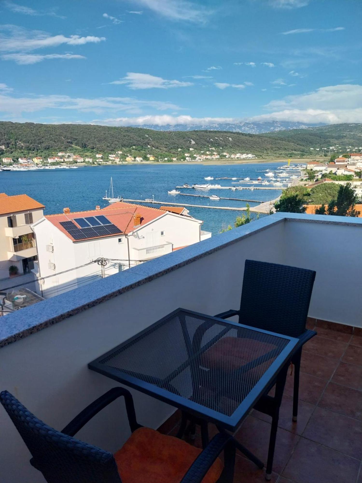 Ljubica Apartments And Rooms Супетарска Драга Екстериор снимка