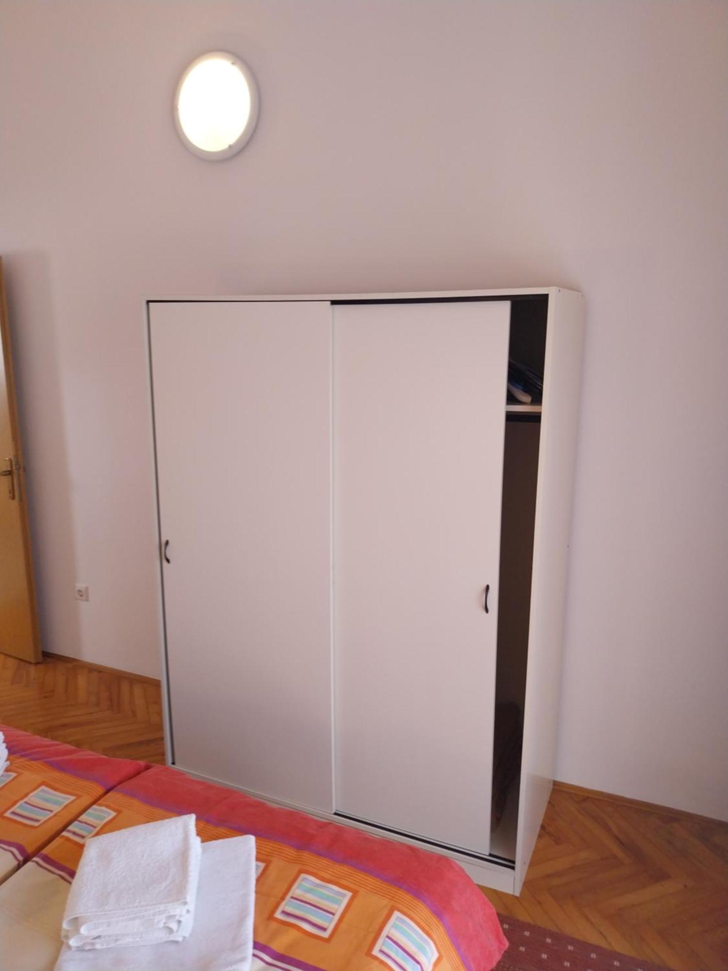 Ljubica Apartments And Rooms Супетарска Драга Екстериор снимка